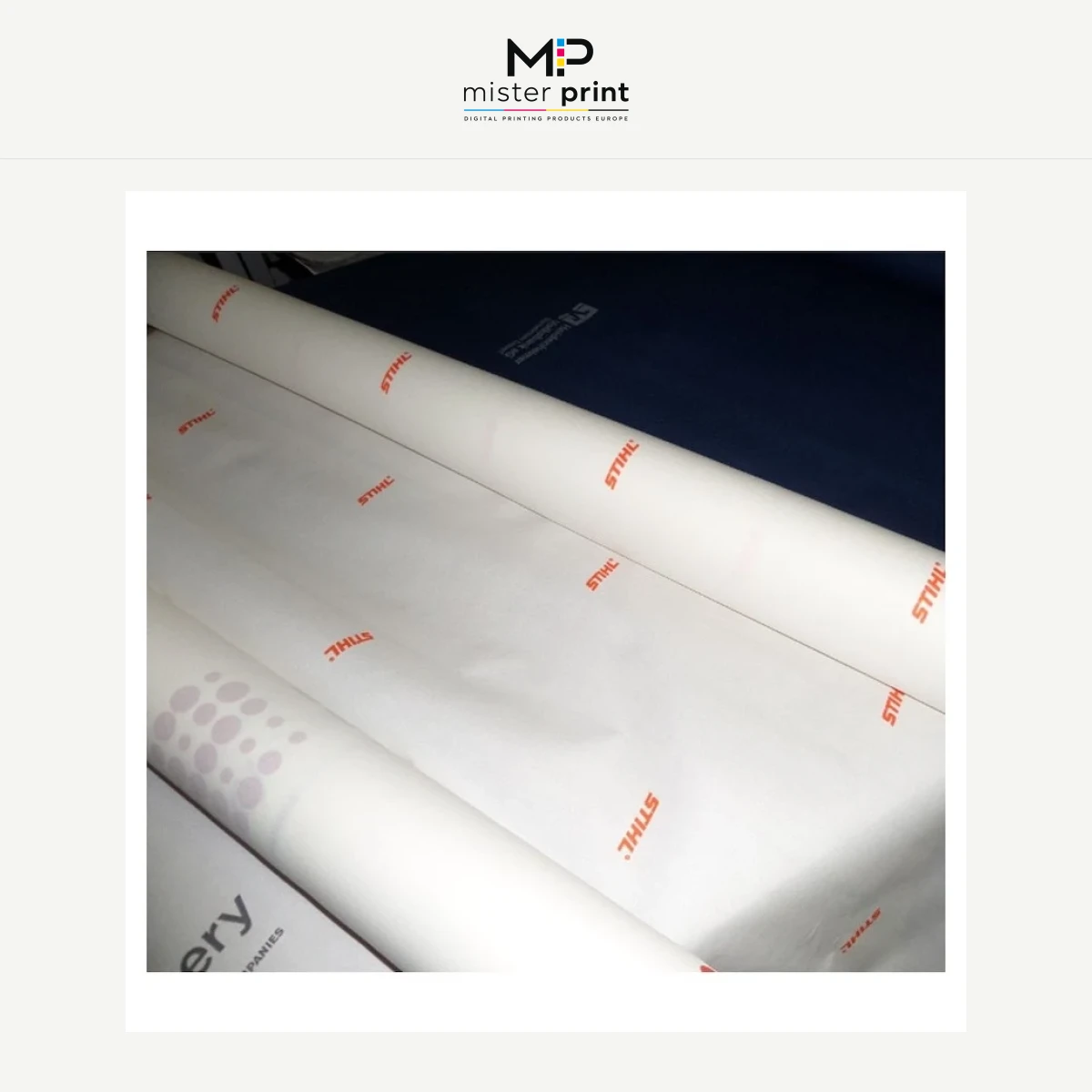 Custom paper tablecloths in rolls – Advertising printing